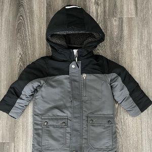 Boys Outdoor kids winter jacket with hood size 4-5